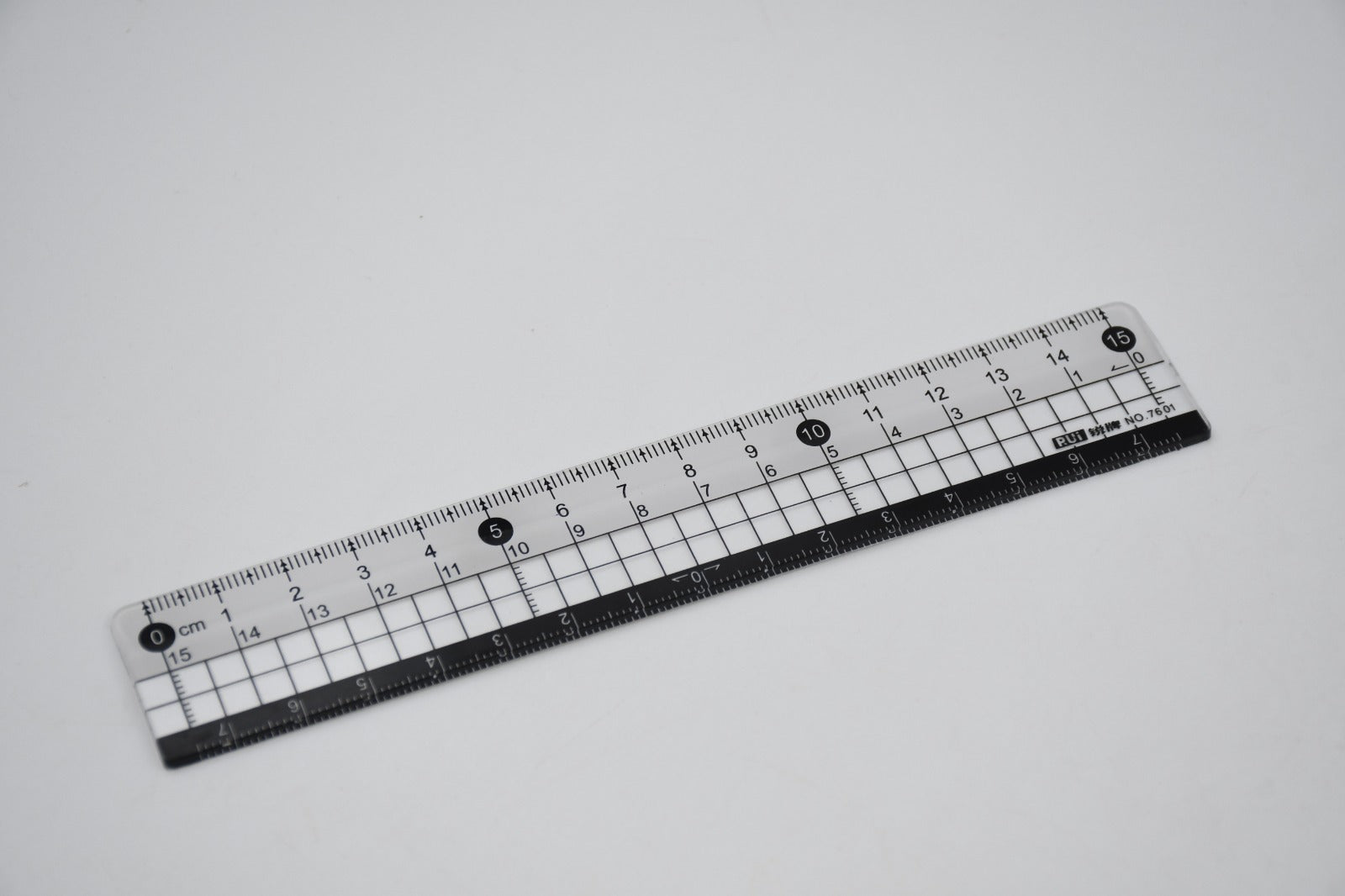 7921 TRANSPARENT RULER, PLASTIC RULERS, FOR SCHOOL CLASSROOM, HOME, OR OFFICE (15 Cm) 7921 TRANSPARENT RULER, PLASTIC RULERS, FOR SCHOOL CLASSROOM, HOME, OR OFFICE (15 Cm)